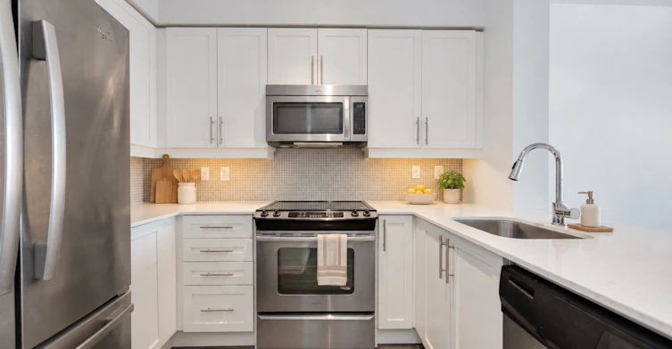 2512-125 Western Battery Road, Toronto, ON, M6K 3R8 - 2