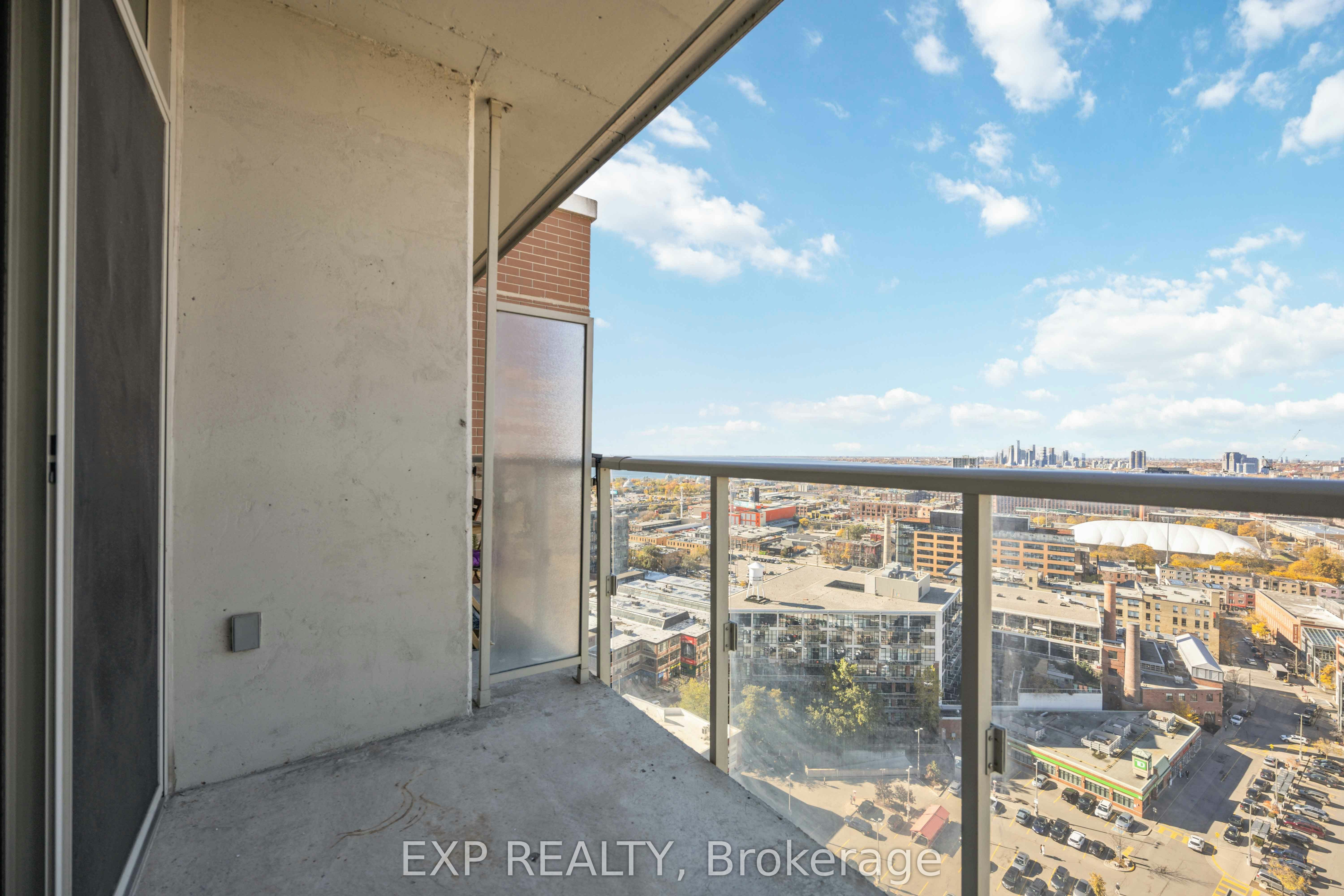 2512-125 Western Battery Road, Toronto, ON, M6K 3R8 - 30