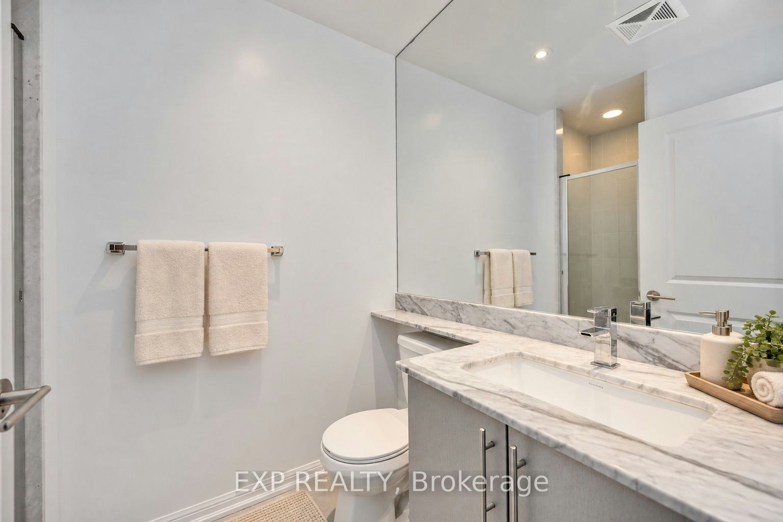 2512-125 Western Battery Road, Toronto, ON, M6K 3R8 - 6