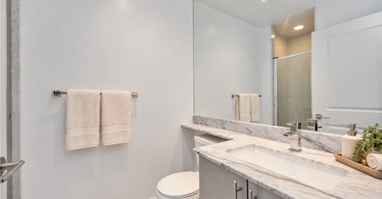2512-125 Western Battery Road, Toronto, ON, M6K 3R8 - 6