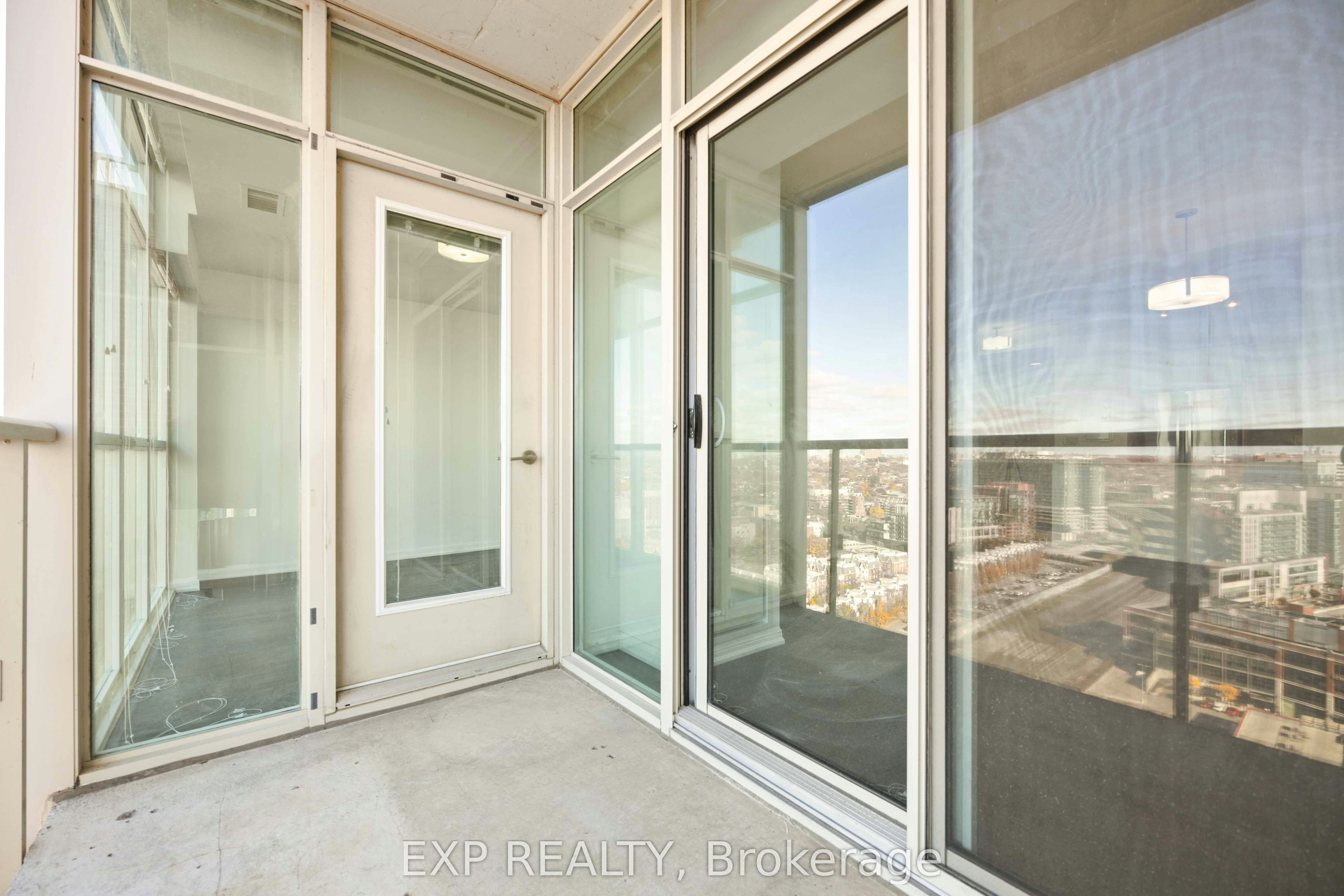 2512-125 Western Battery Road, Toronto, ON, M6K 3R8 - 32