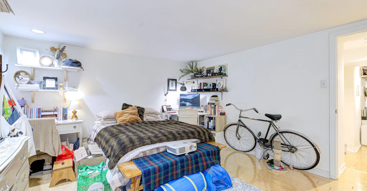 Basement-192 Albany Avenue, Toronto, ON, M5R 3C6 - 13
