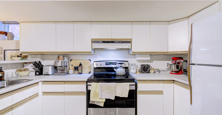 Basement-192 Albany Avenue, Toronto, ON, M5R 3C6 - 15