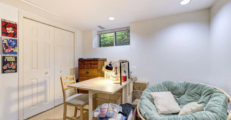 Basement-192 Albany Avenue, Toronto, ON, M5R 3C6 - 12