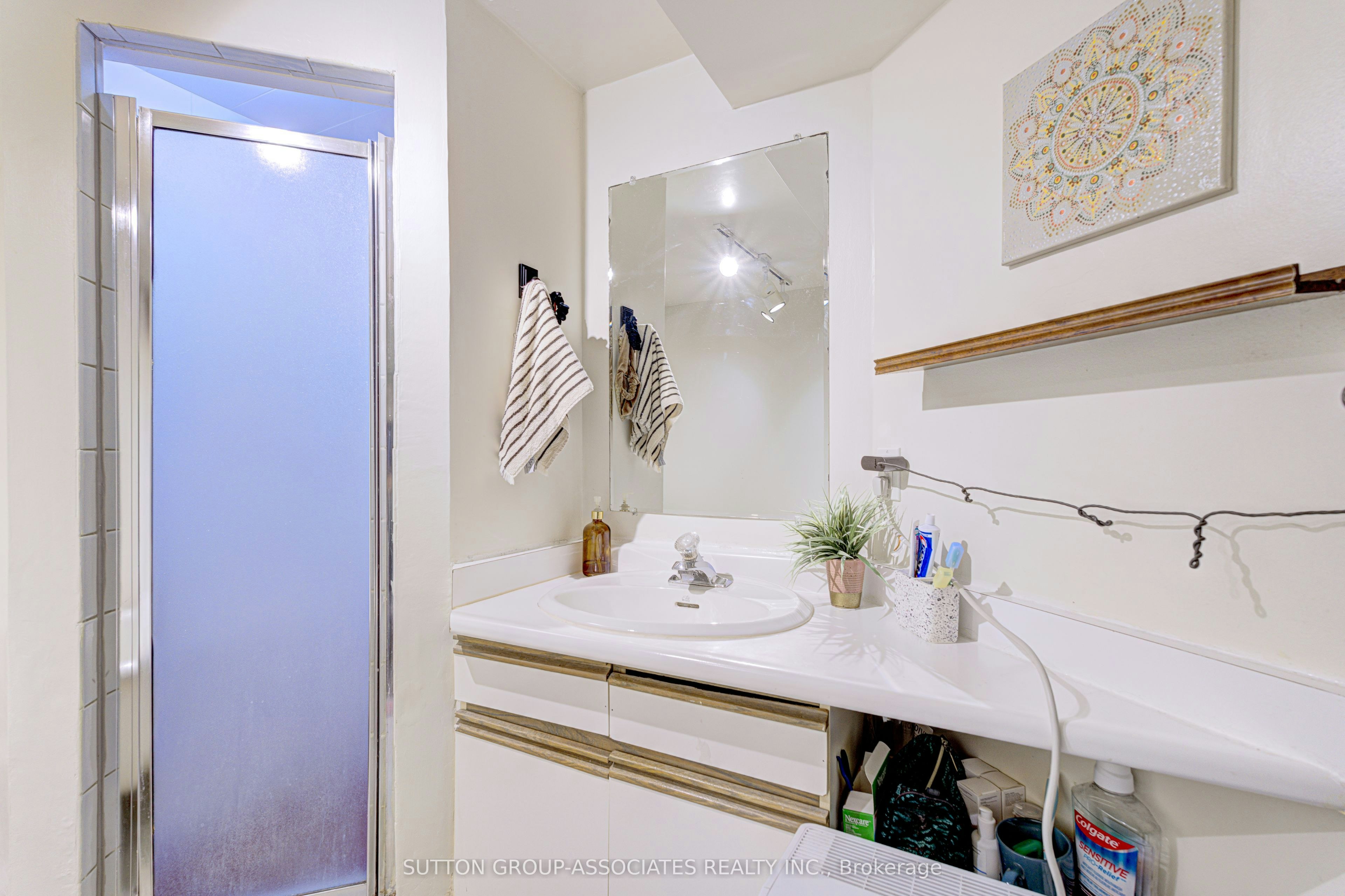 Basement-192 Albany Avenue, Toronto, ON, M5R 3C6 - 18