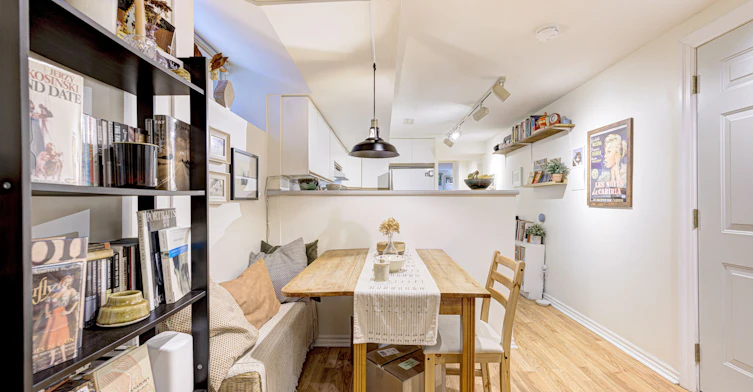 Basement-192 Albany Avenue, Toronto, ON, M5R 3C6 - 6