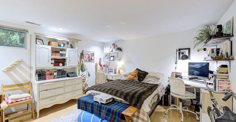 Basement-192 Albany Avenue, Toronto, ON, M5R 3C6 - 14