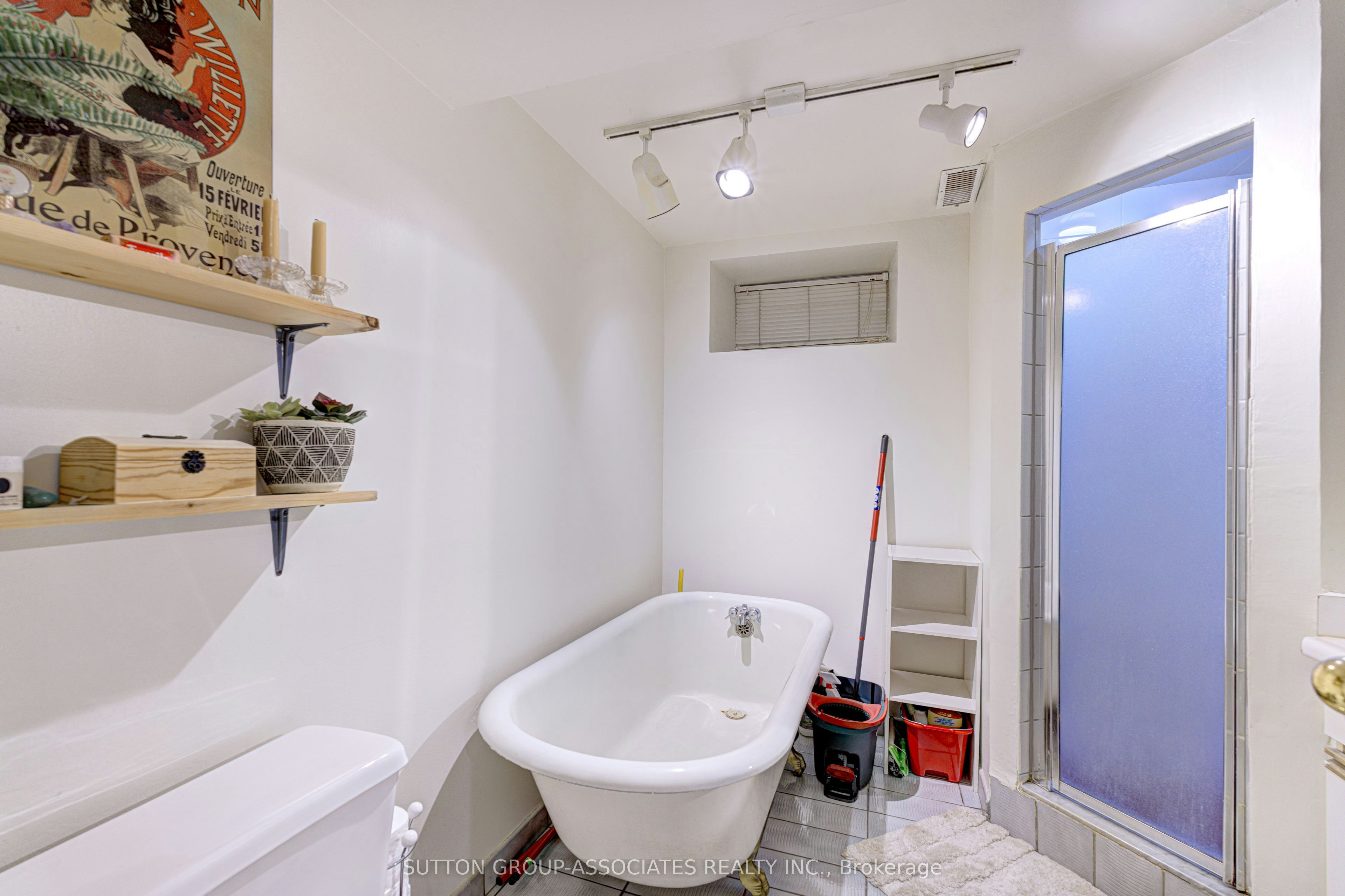 Basement-192 Albany Avenue, Toronto, ON, M5R 3C6 - 19