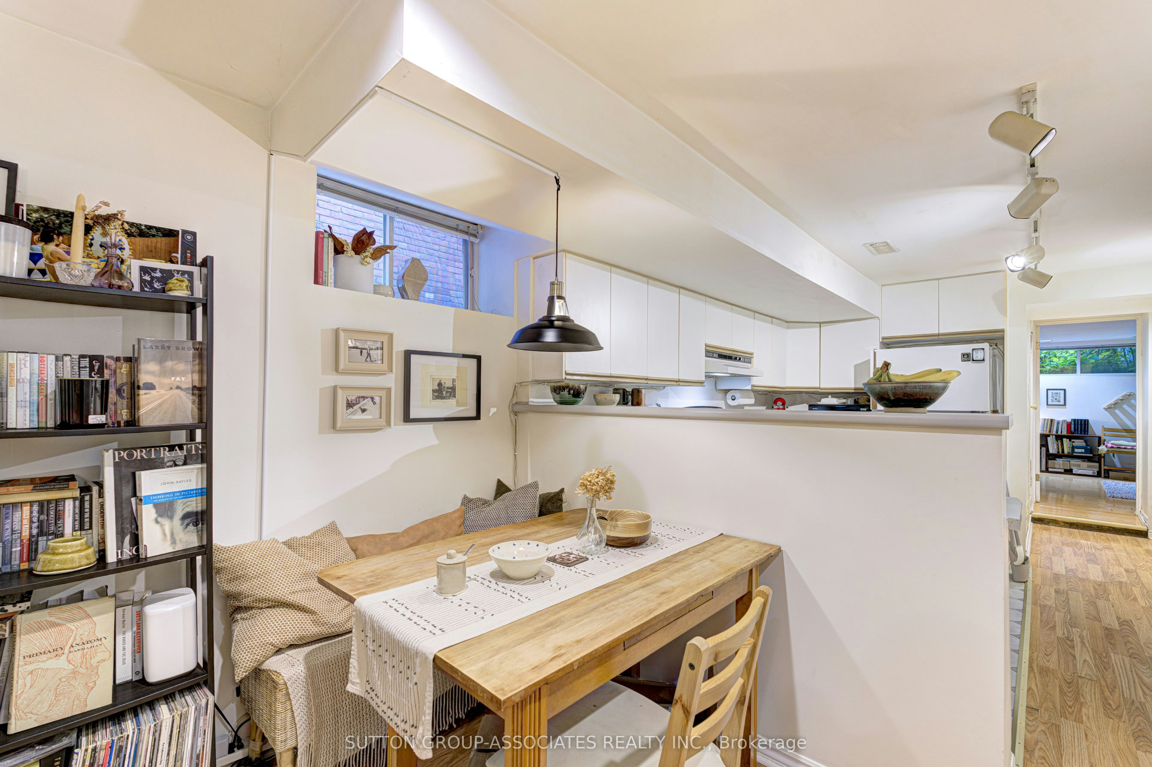 Basement-192 Albany Avenue, Toronto, ON, M5R 3C6 - 7