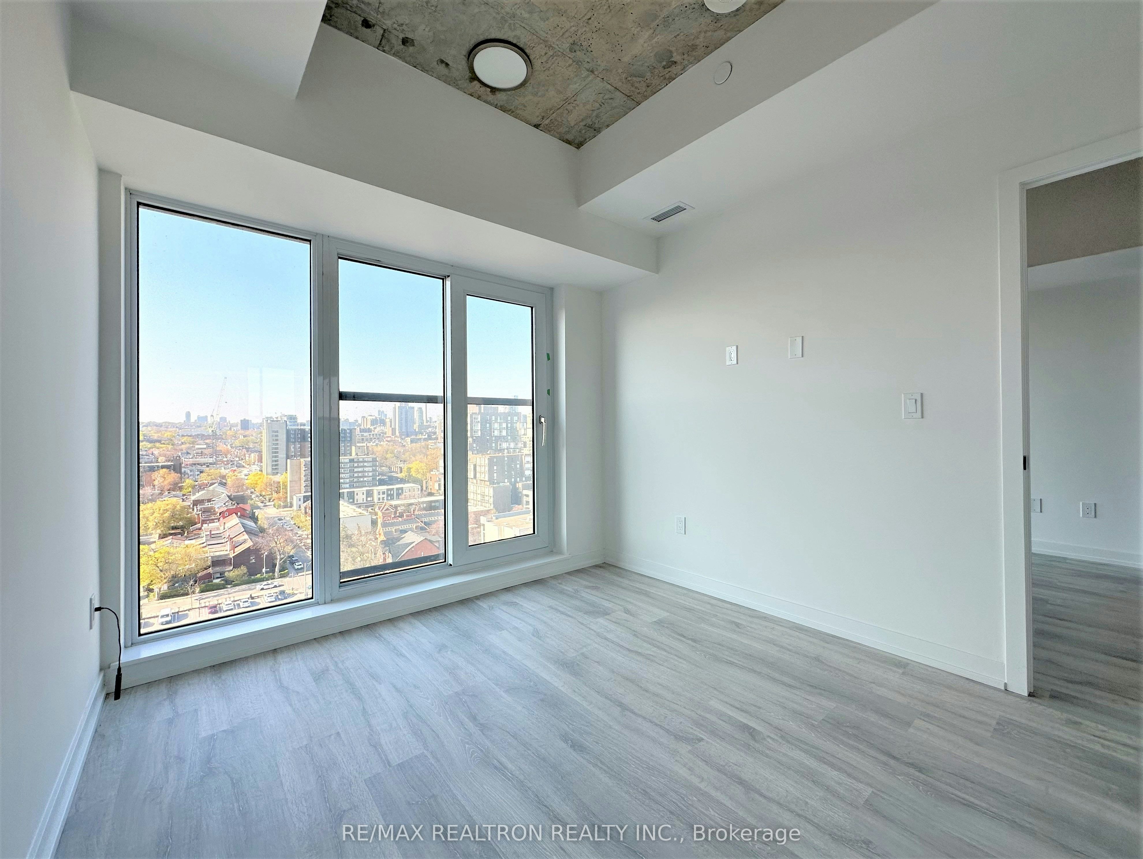 Ph08-2 Augusta Avenue, Toronto, ON, M5V 0T3 - 10