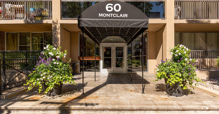 401-60 Montclair Avenue, Toronto, ON, M5P 1P7