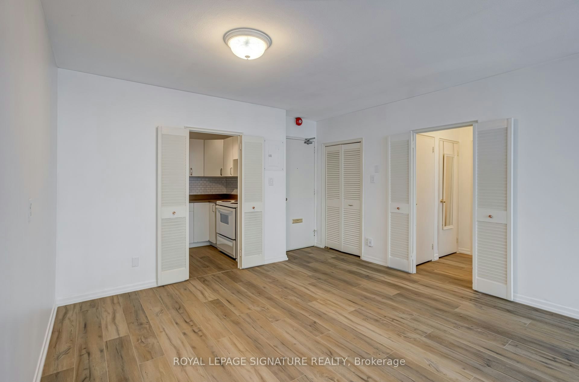 401-60 Montclair Avenue, Toronto, ON, M5P 1P7 - 6