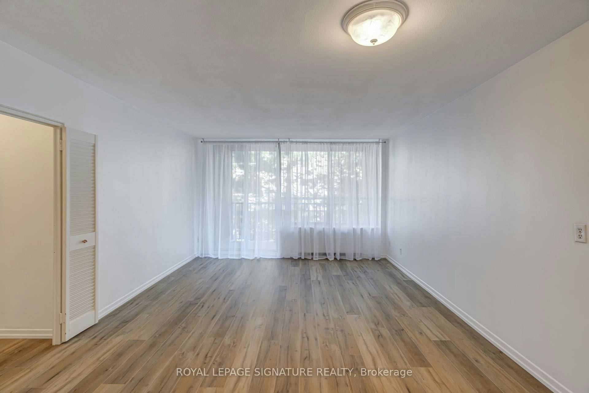 401-60 Montclair Avenue, Toronto, ON, M5P 1P7 - 4