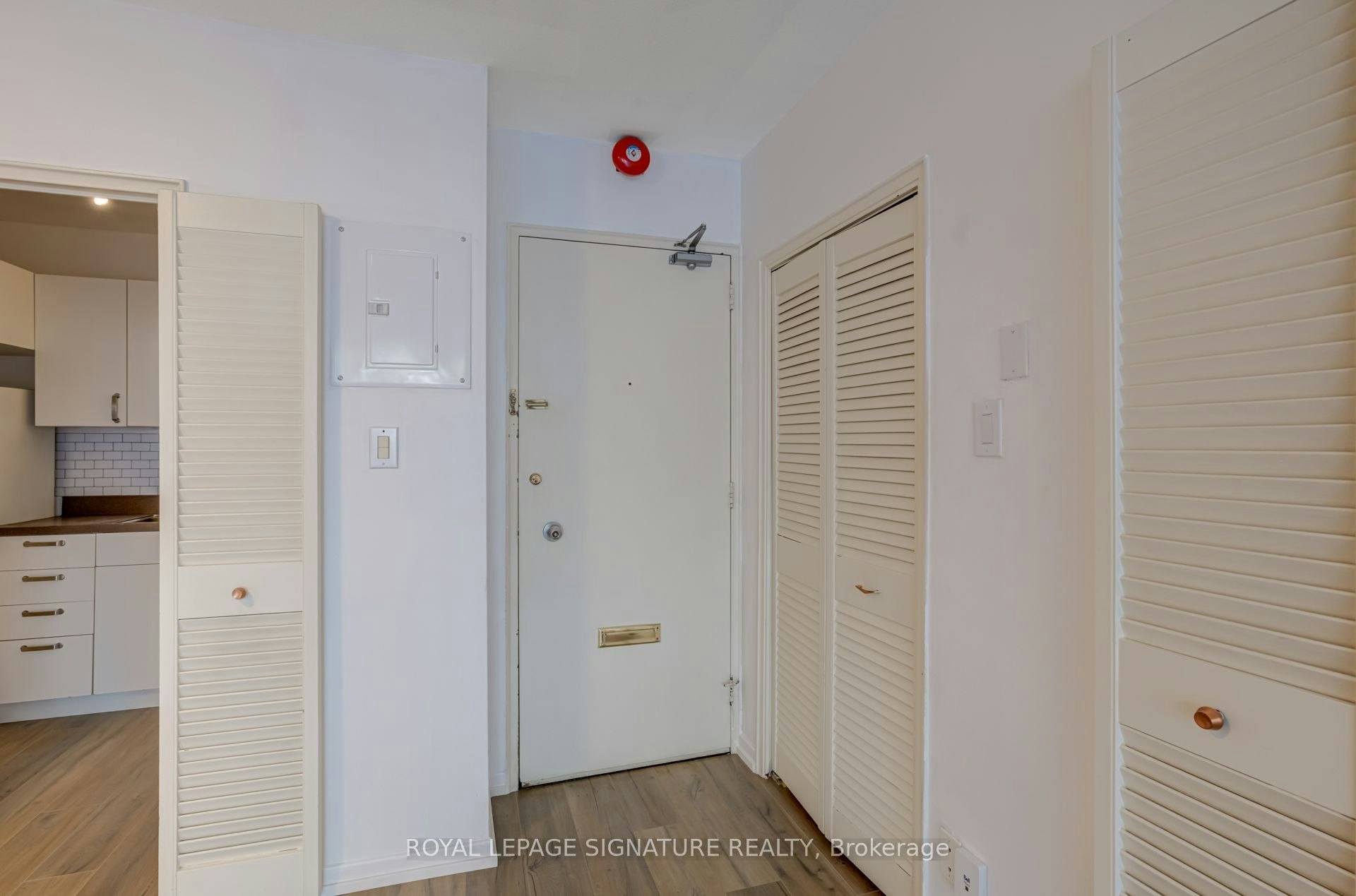 401-60 Montclair Avenue, Toronto, ON, M5P 1P7 - 17