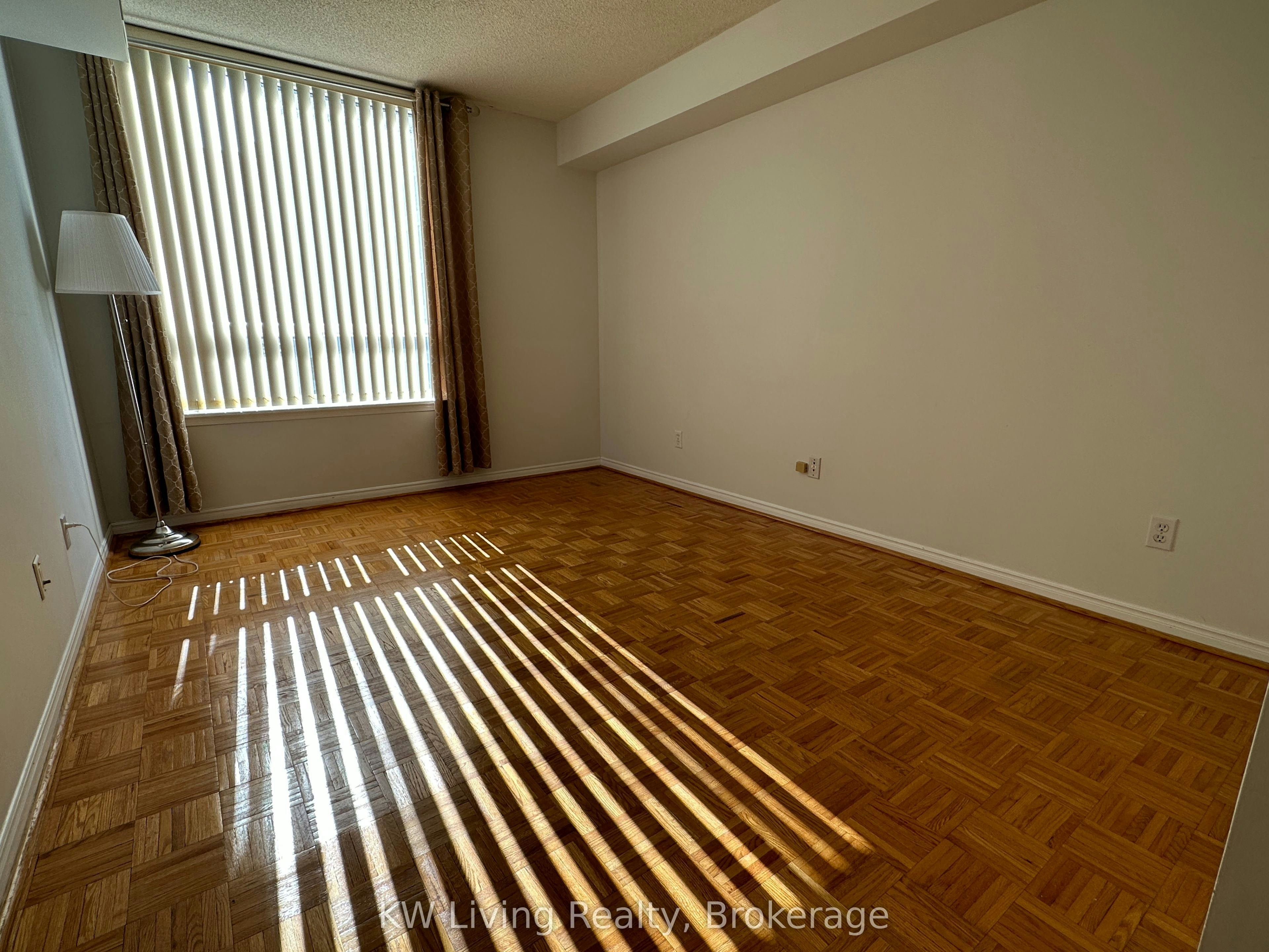 1607-35 Empress Avenue, Toronto, ON, M2N 6T3 - 7