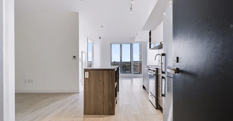 1112-31 Tippett Road, Toronto, ON, M3H 0C8 - 4
