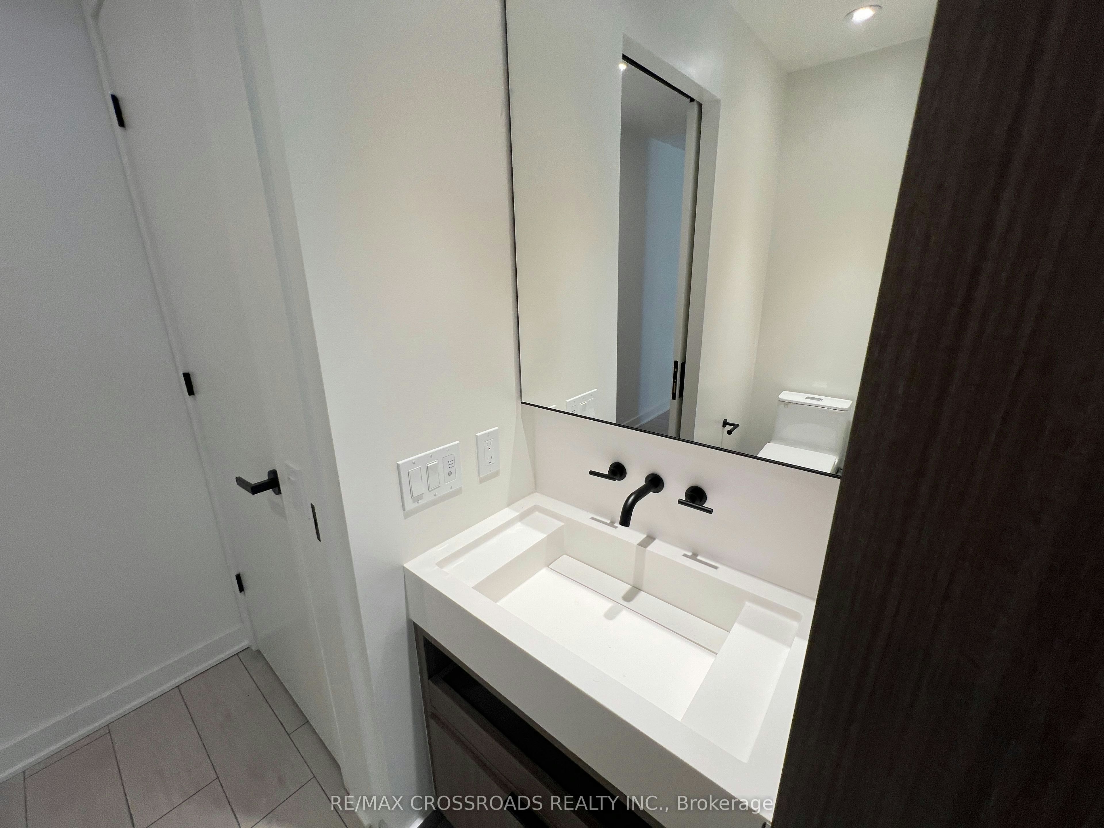 1401-55 Charles Street E, Toronto, ON, M4Y 0J1 - 8