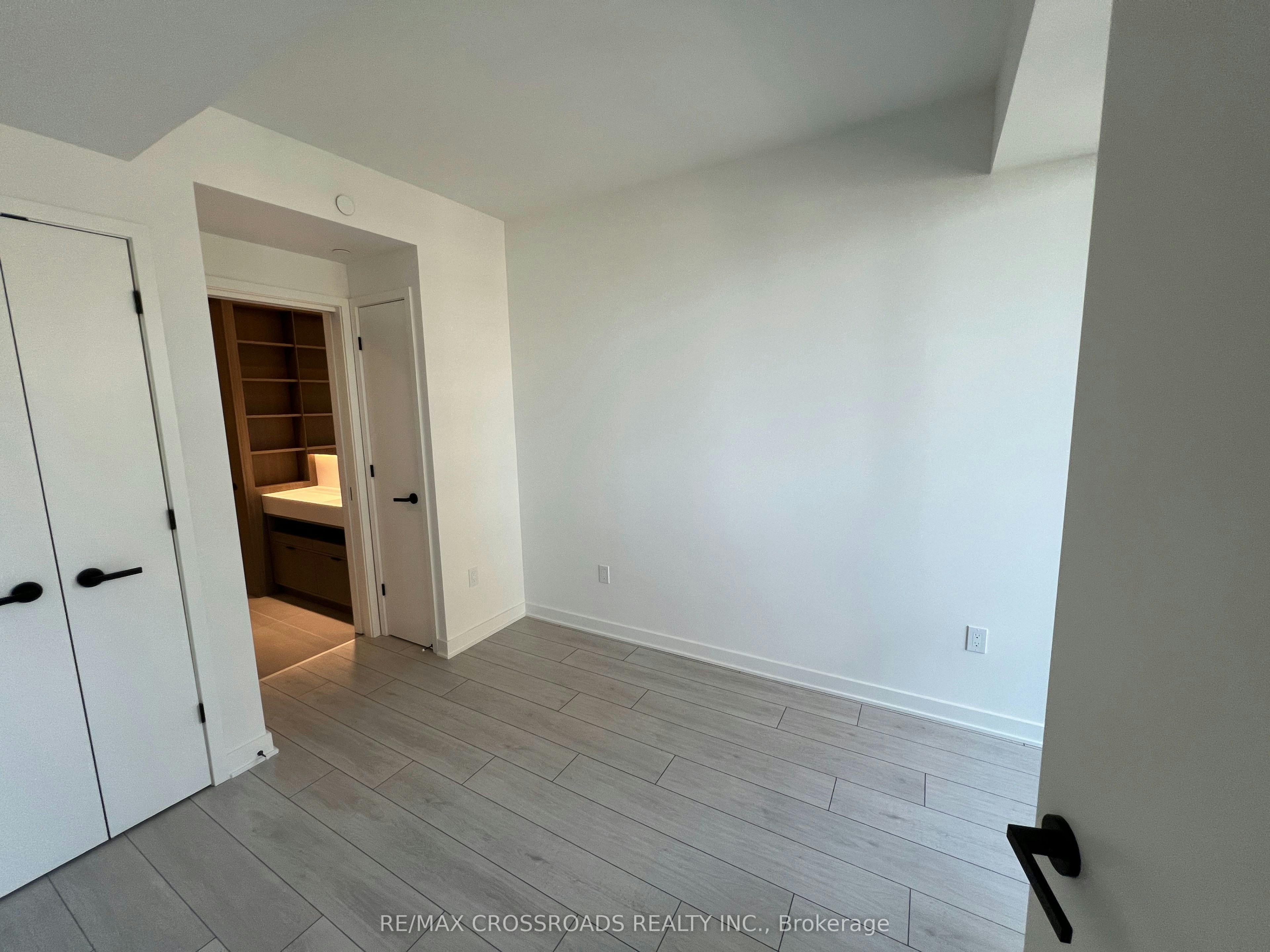 1401-55 Charles Street E, Toronto, ON, M4Y 0J1 - 6