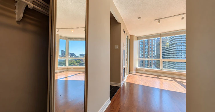 1010-1055 Bay Street, Toronto, ON, M5S 3A3 - 3