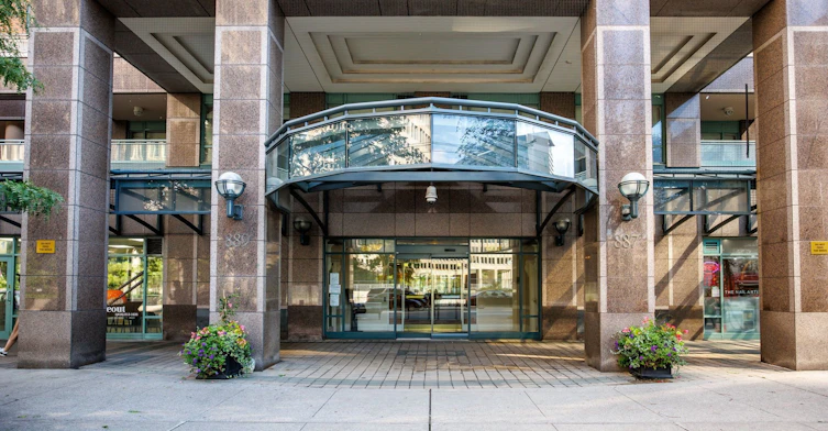 409-889 Bay Street, Toronto, ON, M5S 3K5 - 19