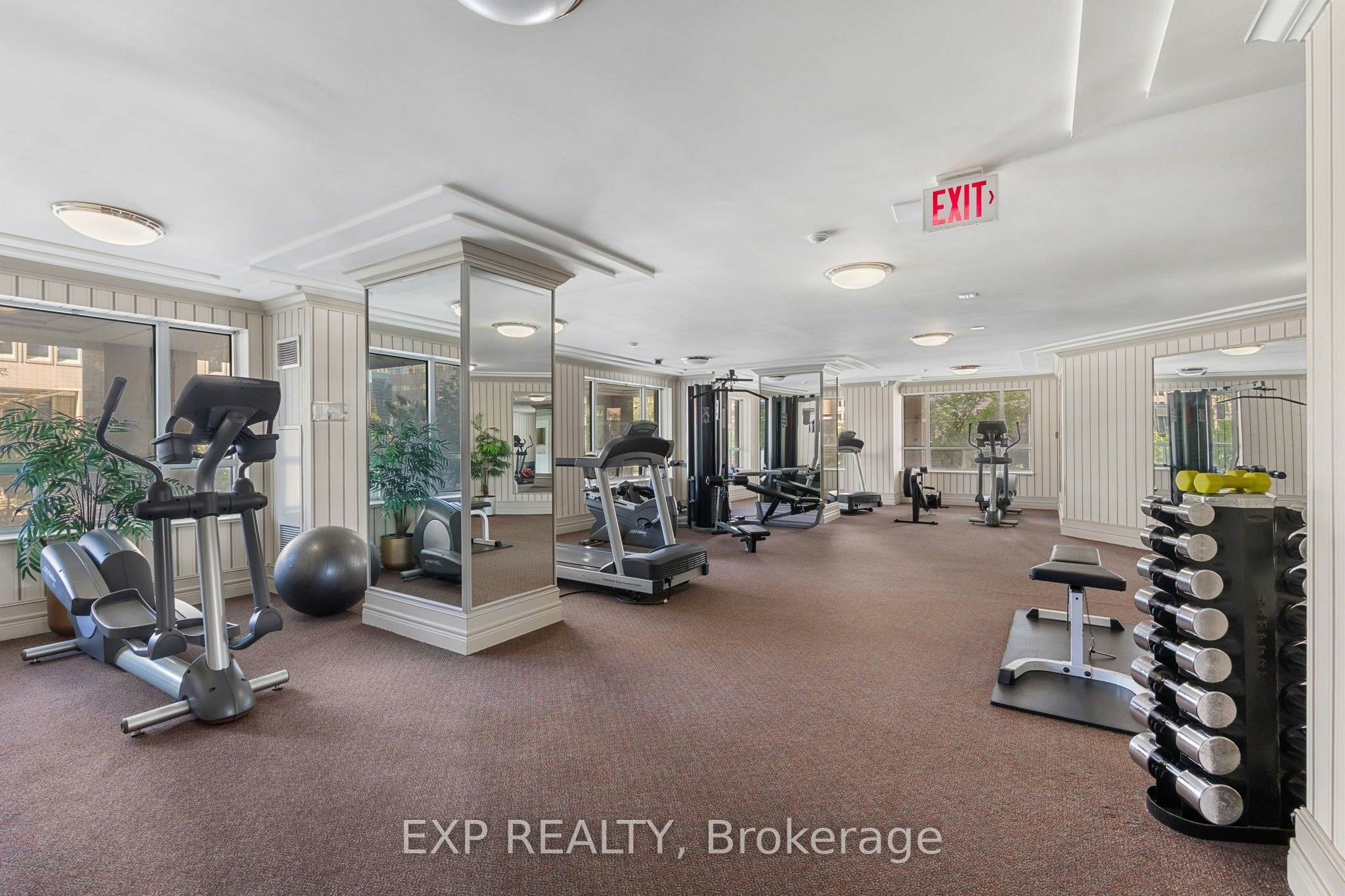 409-889 Bay Street, Toronto, ON, M5S 3K5 - 17