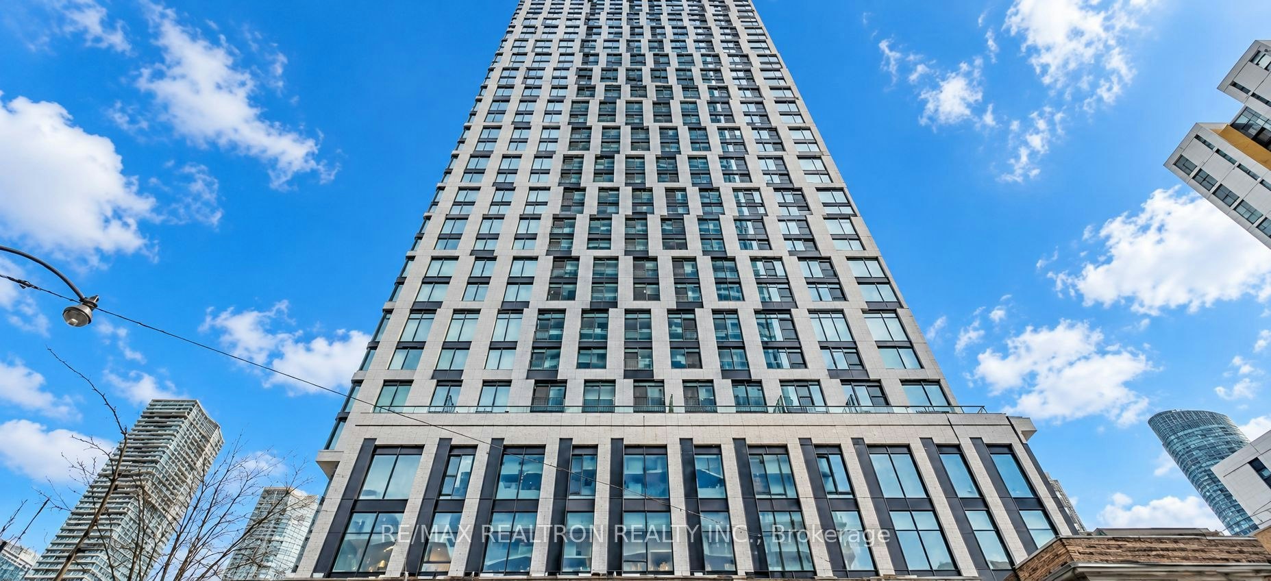 4512-252 Church Street, Toronto, ON, M5B 0E6