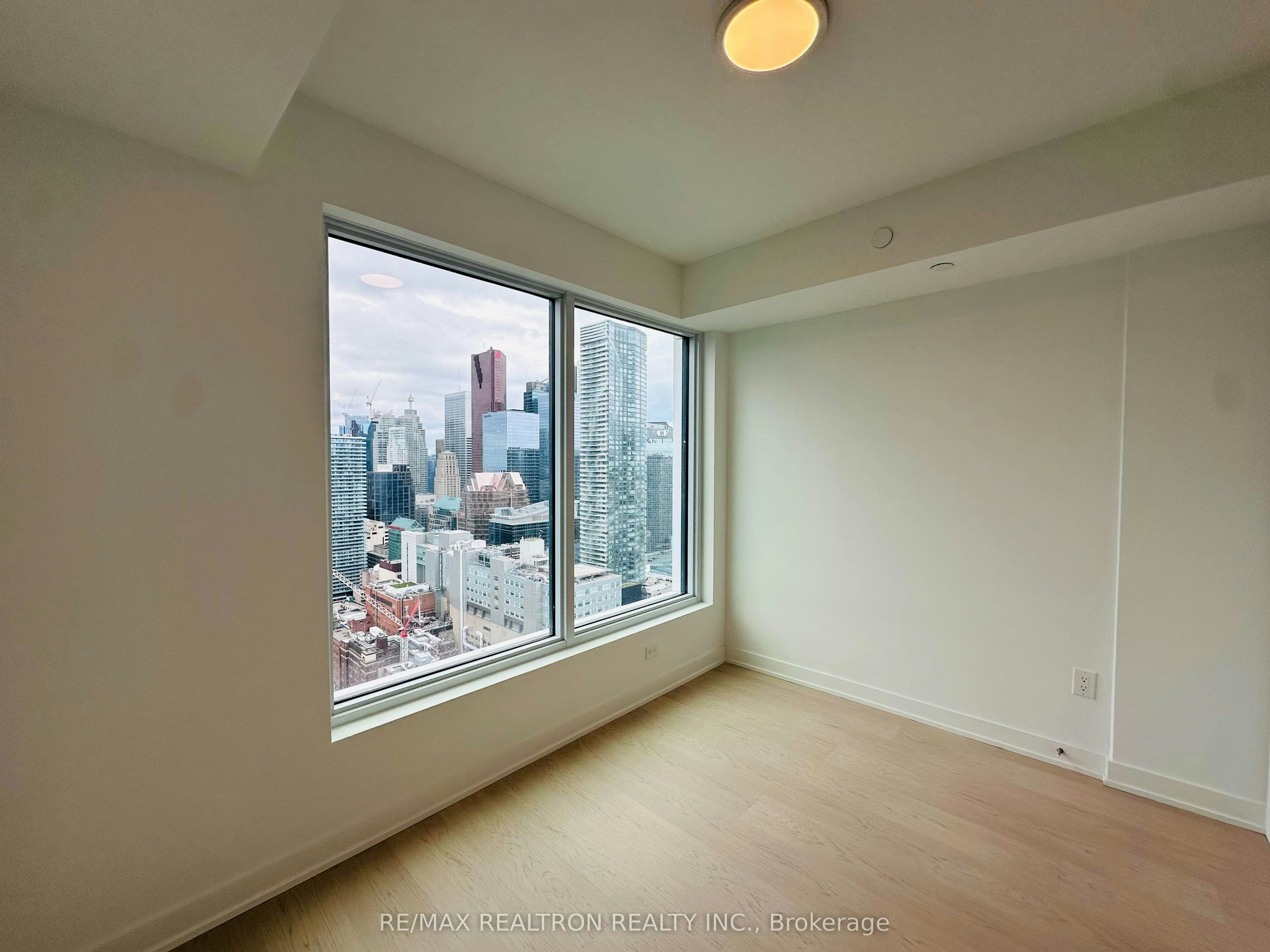 4512-252 Church Street, Toronto, ON, M5B 0E6 - 11