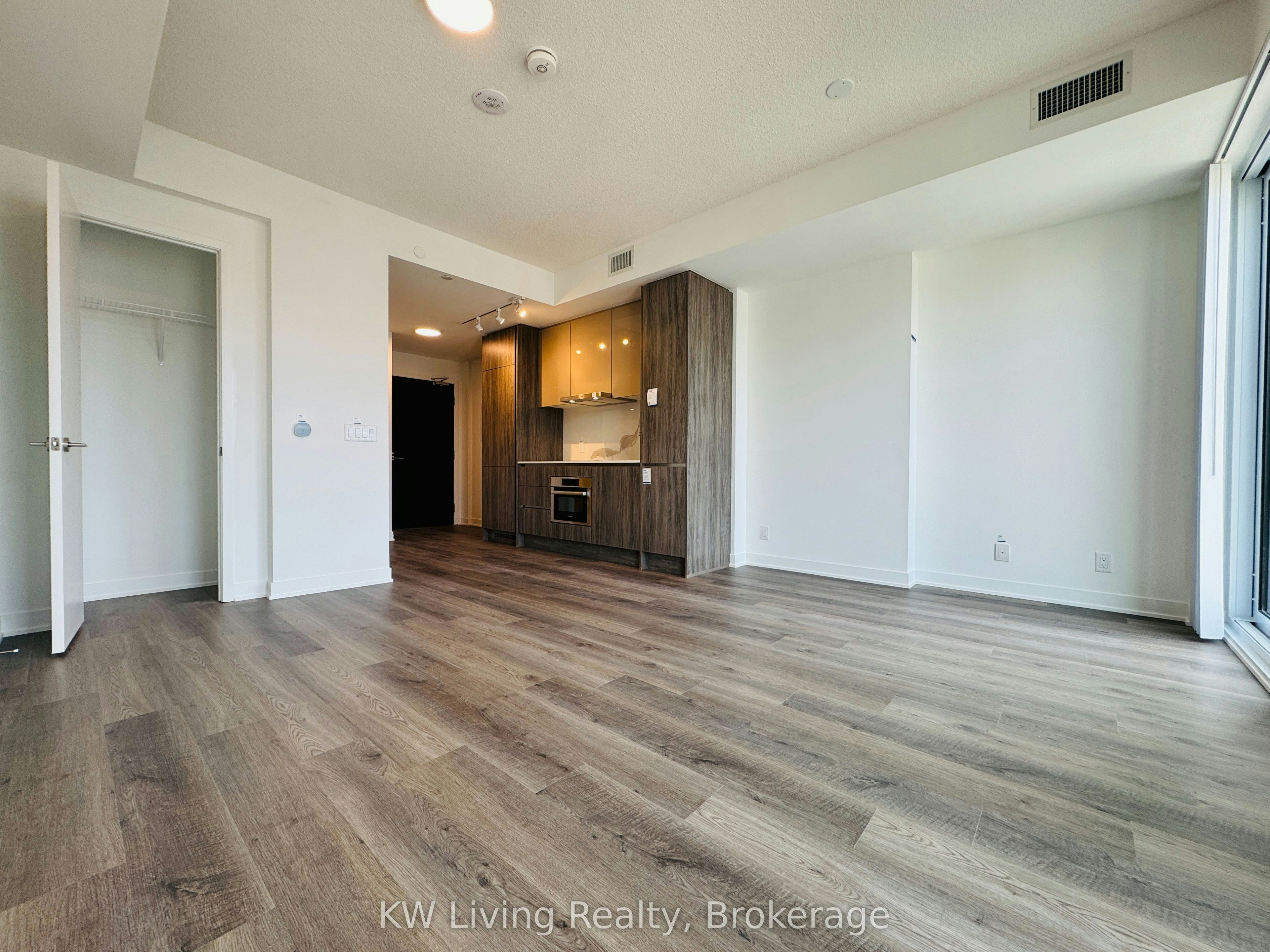 4011-180 Front Street E, Toronto, ON, M5A 0A9 - 4