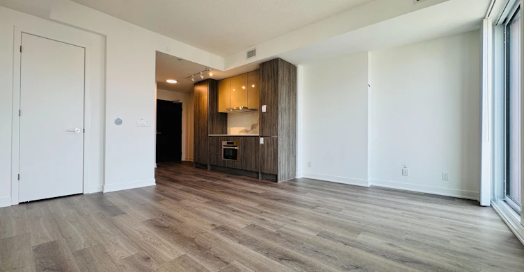 4011-180 Front Street E, Toronto, ON, M5A 0A9 - 5