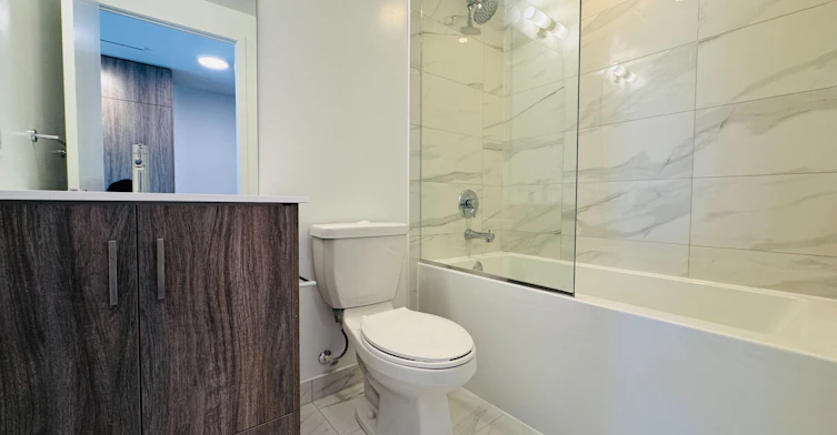 4011-180 Front Street E, Toronto, ON, M5A 0A9 - 9