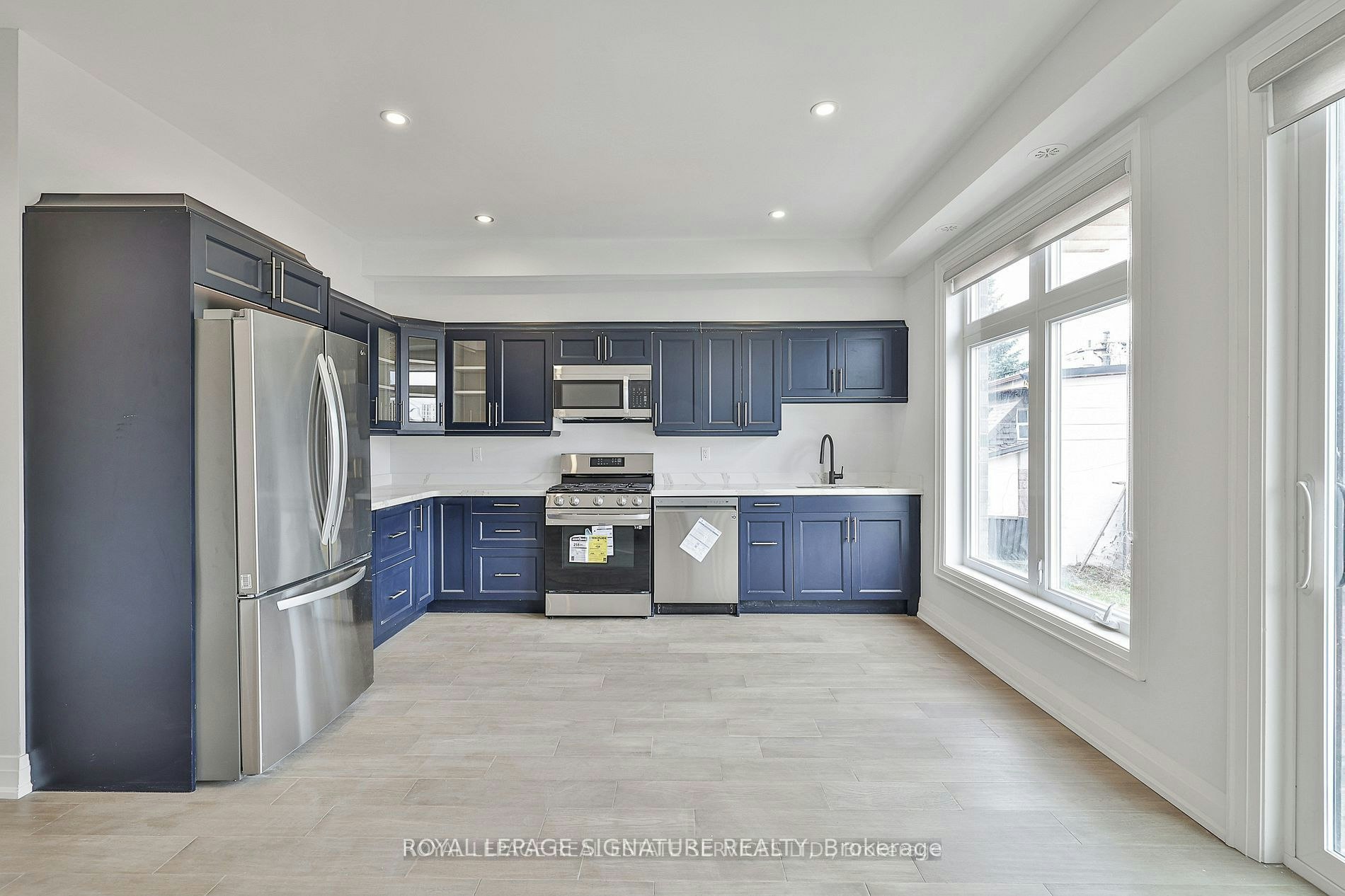 Main-60 Belvidere Avenue, Toronto, ON, M6C 1P6 - 6