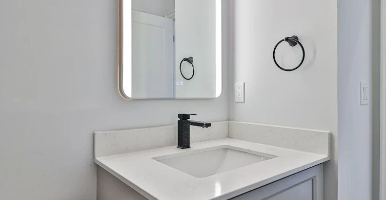 Main-60 Belvidere Avenue, Toronto, ON, M6C 1P6 - 17