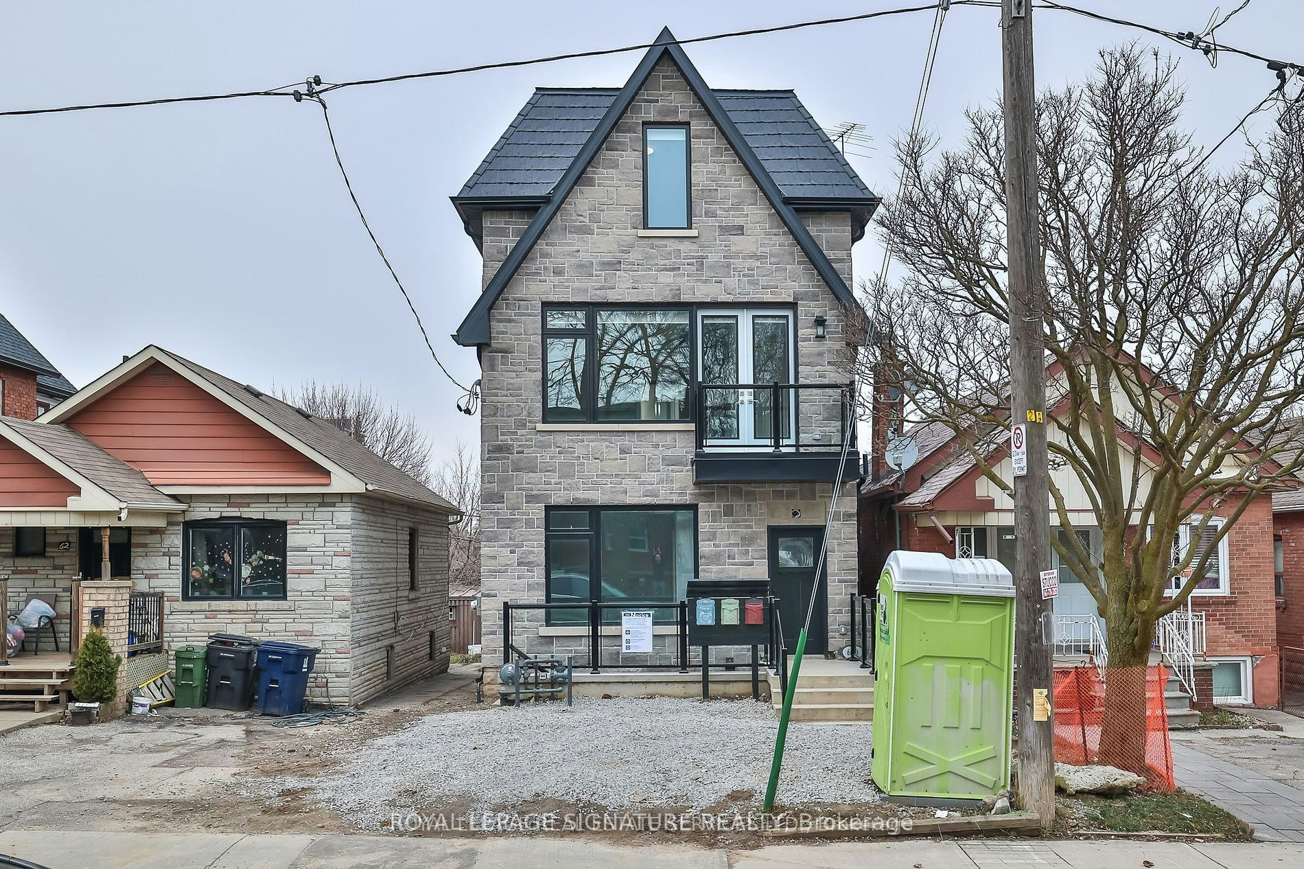 Main-60 Belvidere Avenue, Toronto, ON, M6C 1P6