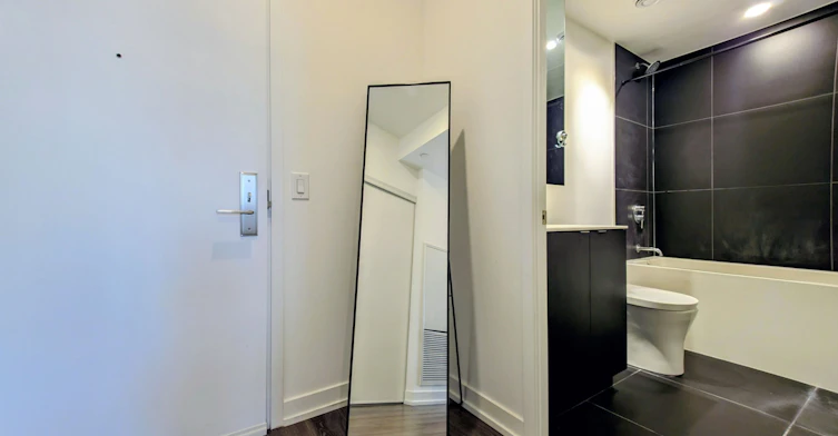 1821-20 Edward Street, Toronto, ON, M5G 1C9 - 14