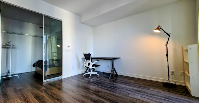 1821-20 Edward Street, Toronto, ON, M5G 1C9 - 11