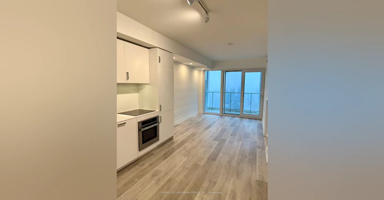 3007-88 Queen Street E, Toronto, ON, M5C 0B6 - 5