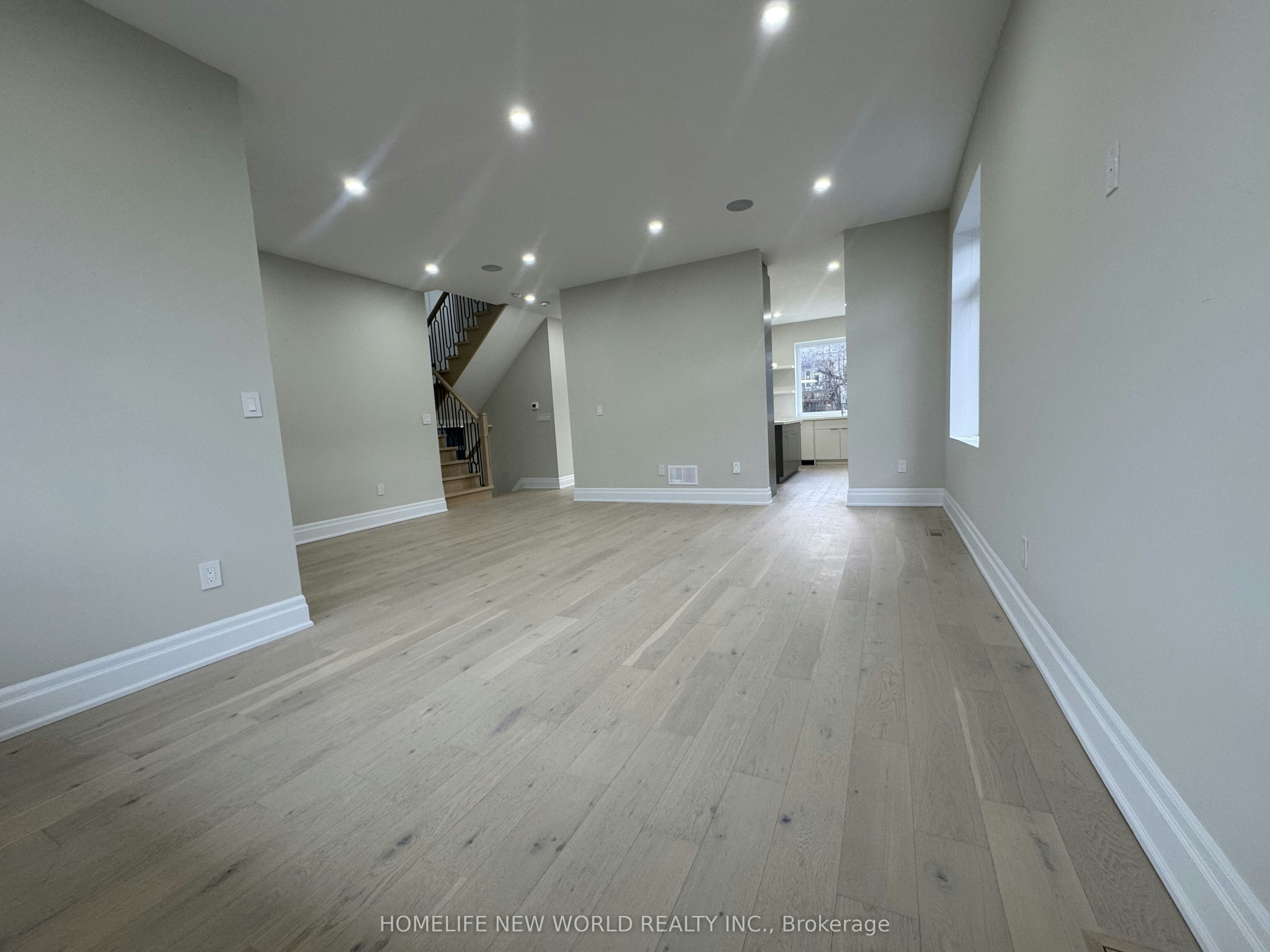 150 Viewmount Avenue, Toronto, ON, M6B 1T7 - 16