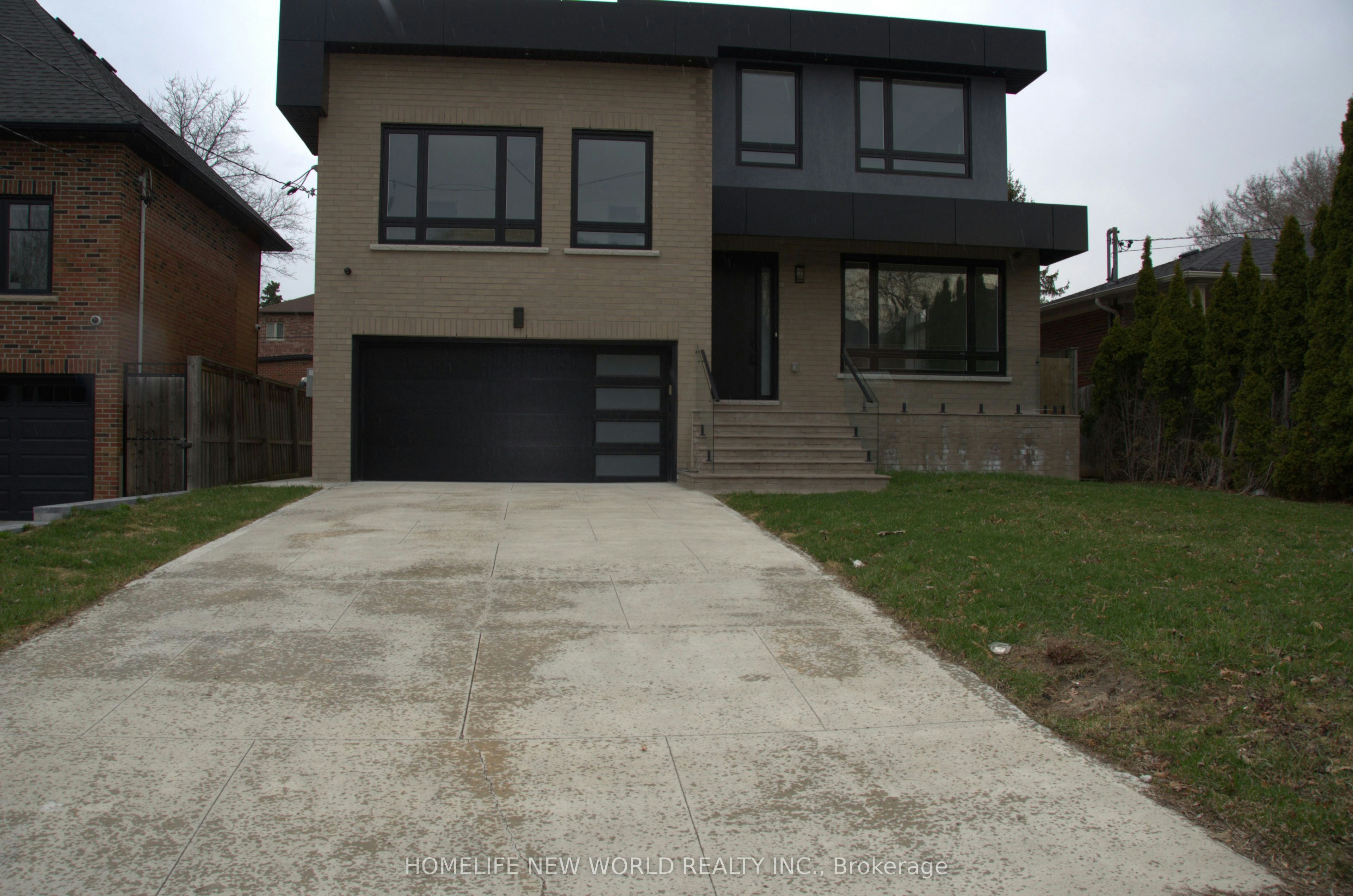 150 Viewmount Avenue, Toronto, ON, M6B 1T7 - 2