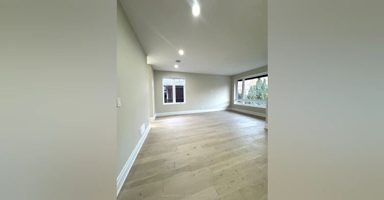 150 Viewmount Avenue, Toronto, ON, M6B 1T7 - 18