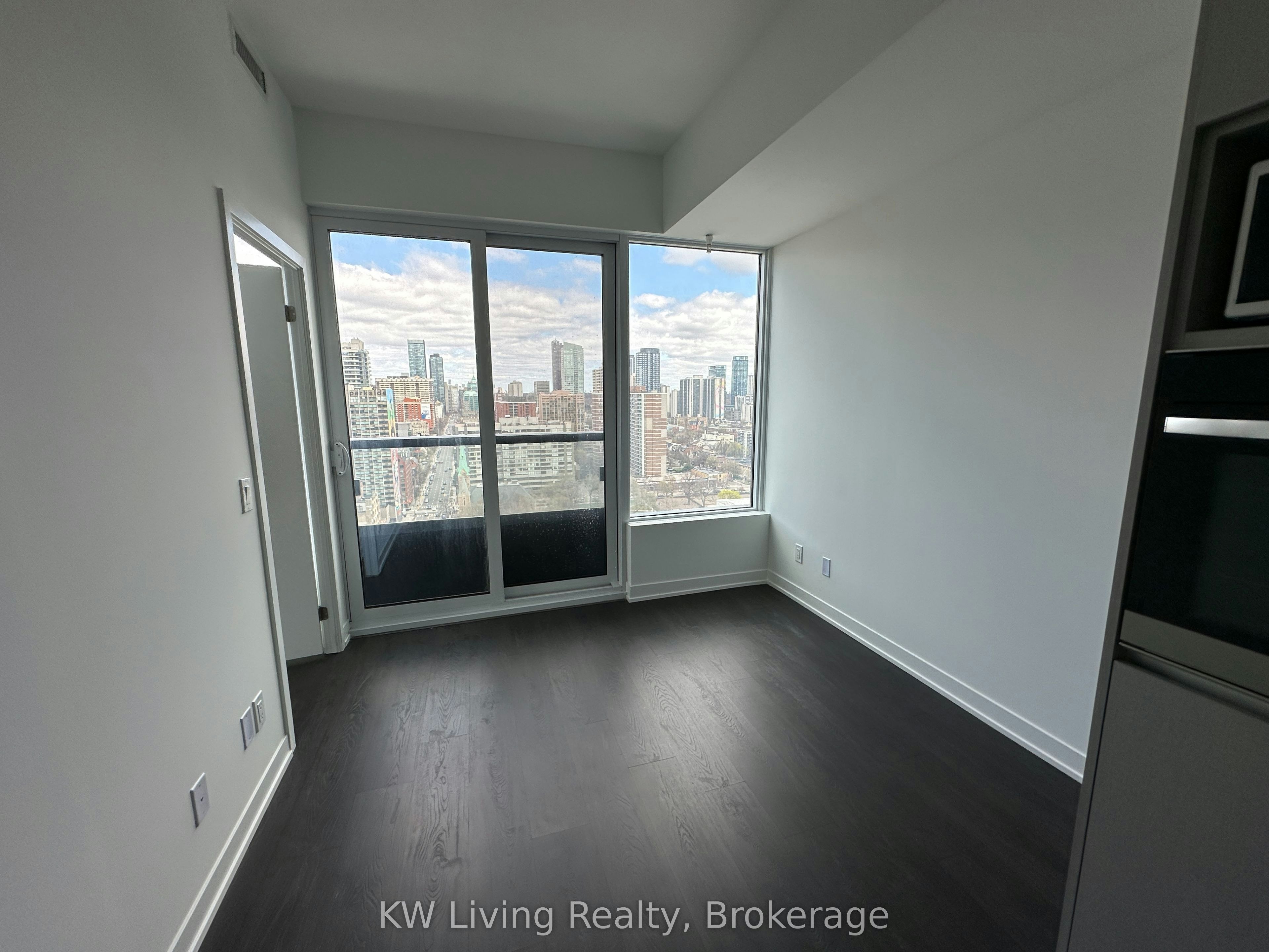 2606-319 Jarvis Street, Toronto, ON, M5B 0C8 - 13