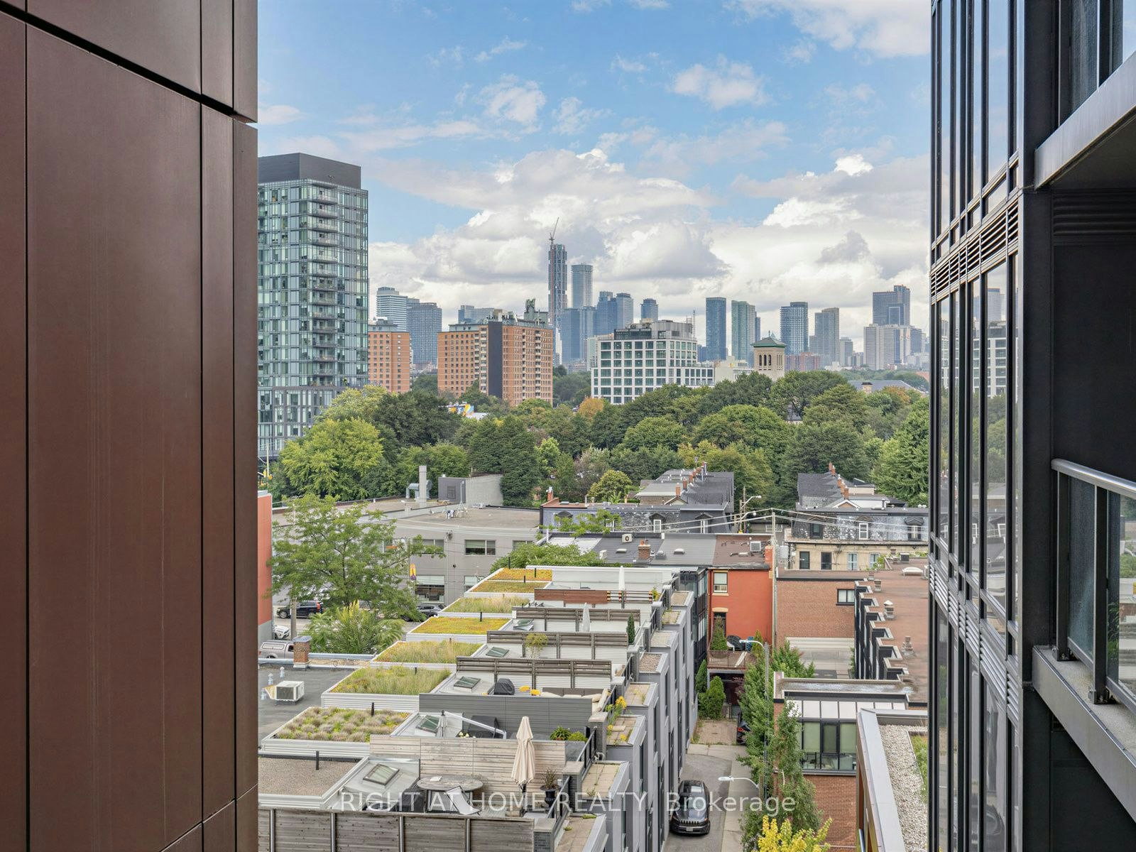 723-28 Eastern Avenue, Toronto, ON, M5A 0Y2 - 13