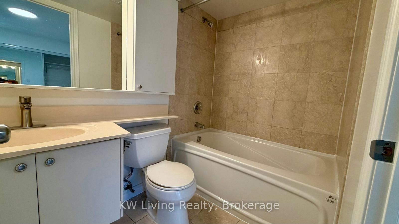 701-801 Bay Street, Toronto, ON, M5S 1Z1 - 7