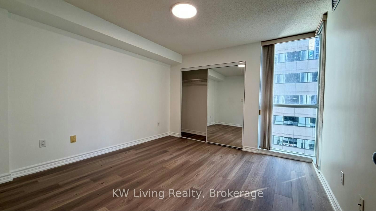 701-801 Bay Street, Toronto, ON, M5S 1Z1 - 6