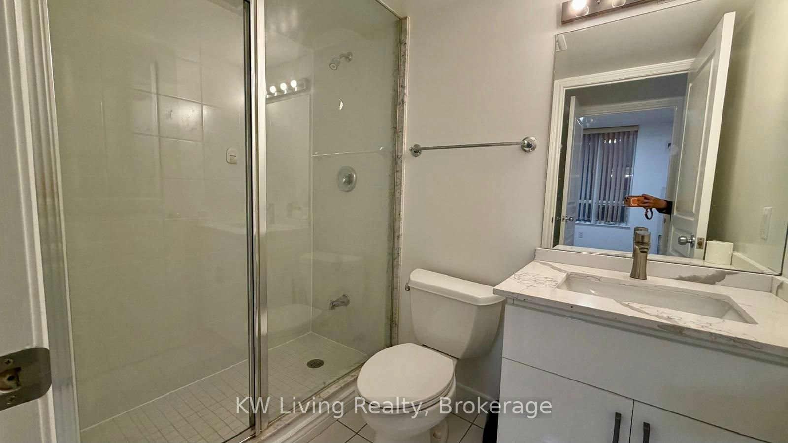 701-801 Bay Street, Toronto, ON, M5S 1Z1 - 8