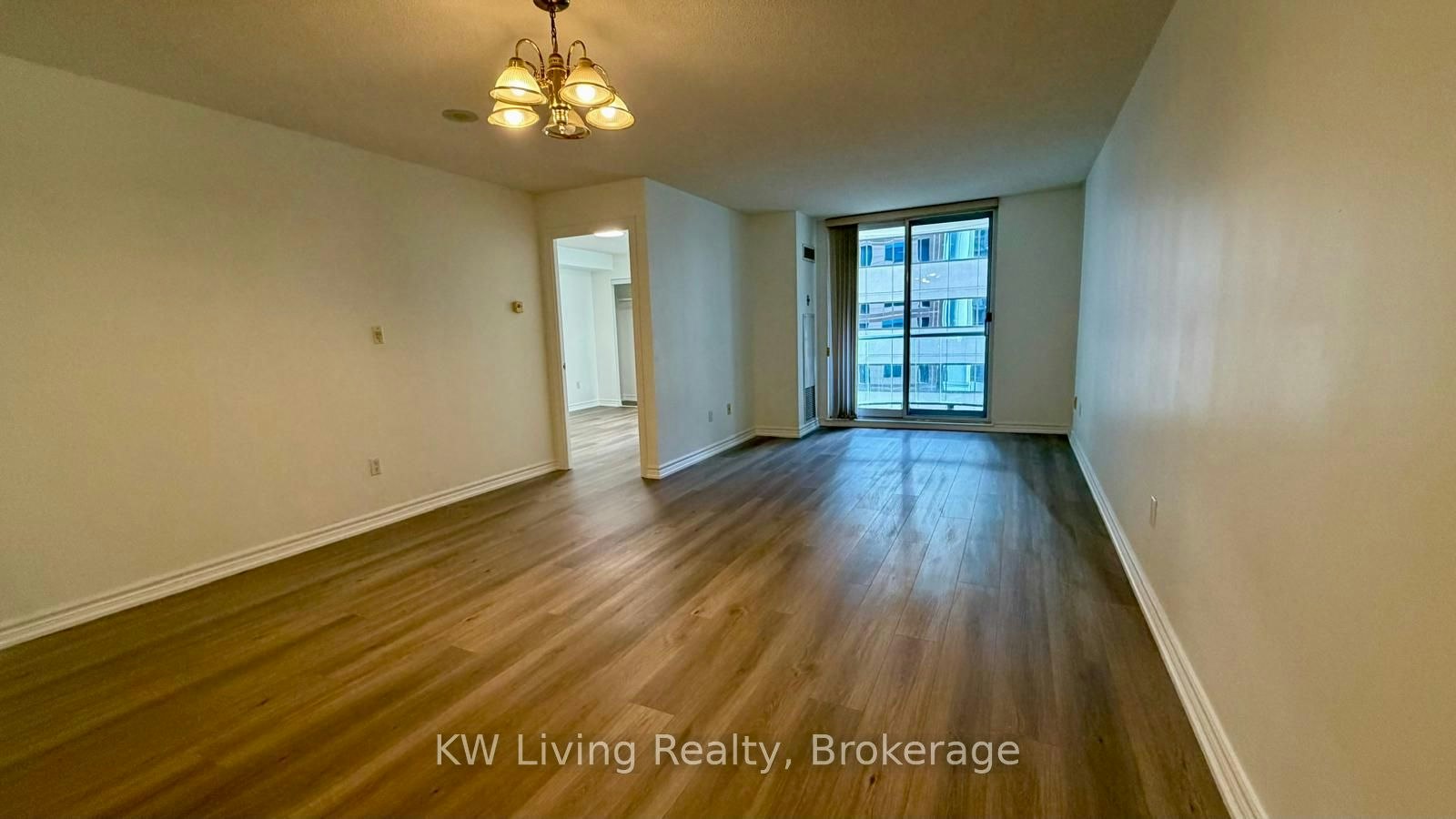 701-801 Bay Street, Toronto, ON, M5S 1Z1 - 3