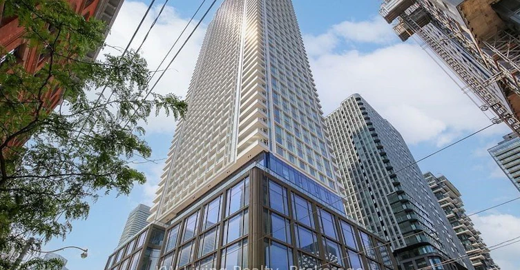5609-88 Queen Street E, Toronto, ON, M5C 0B6