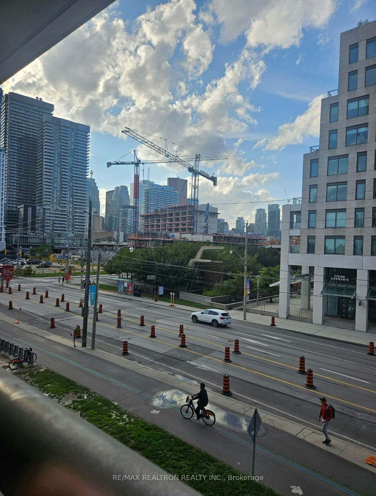 244-15 Merchant's Wharf N/A, Toronto, ON, M5A 0N8 2
