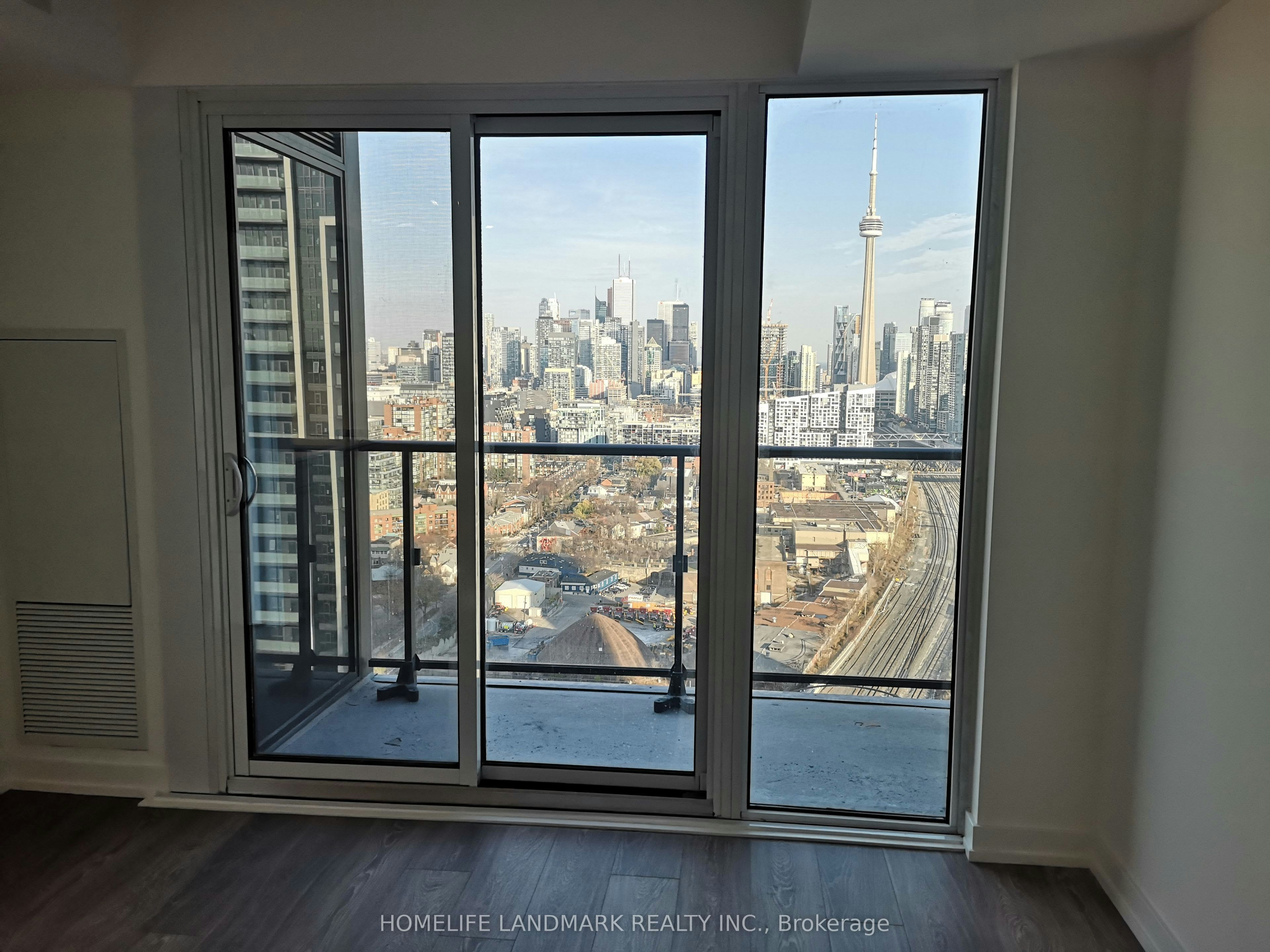 3319-19 Western Battery Road, Toronto, ON, M6K 0E3 - 10