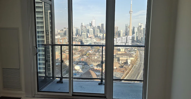 3319-19 Western Battery Road, Toronto, ON, M6K 0E3 - 10