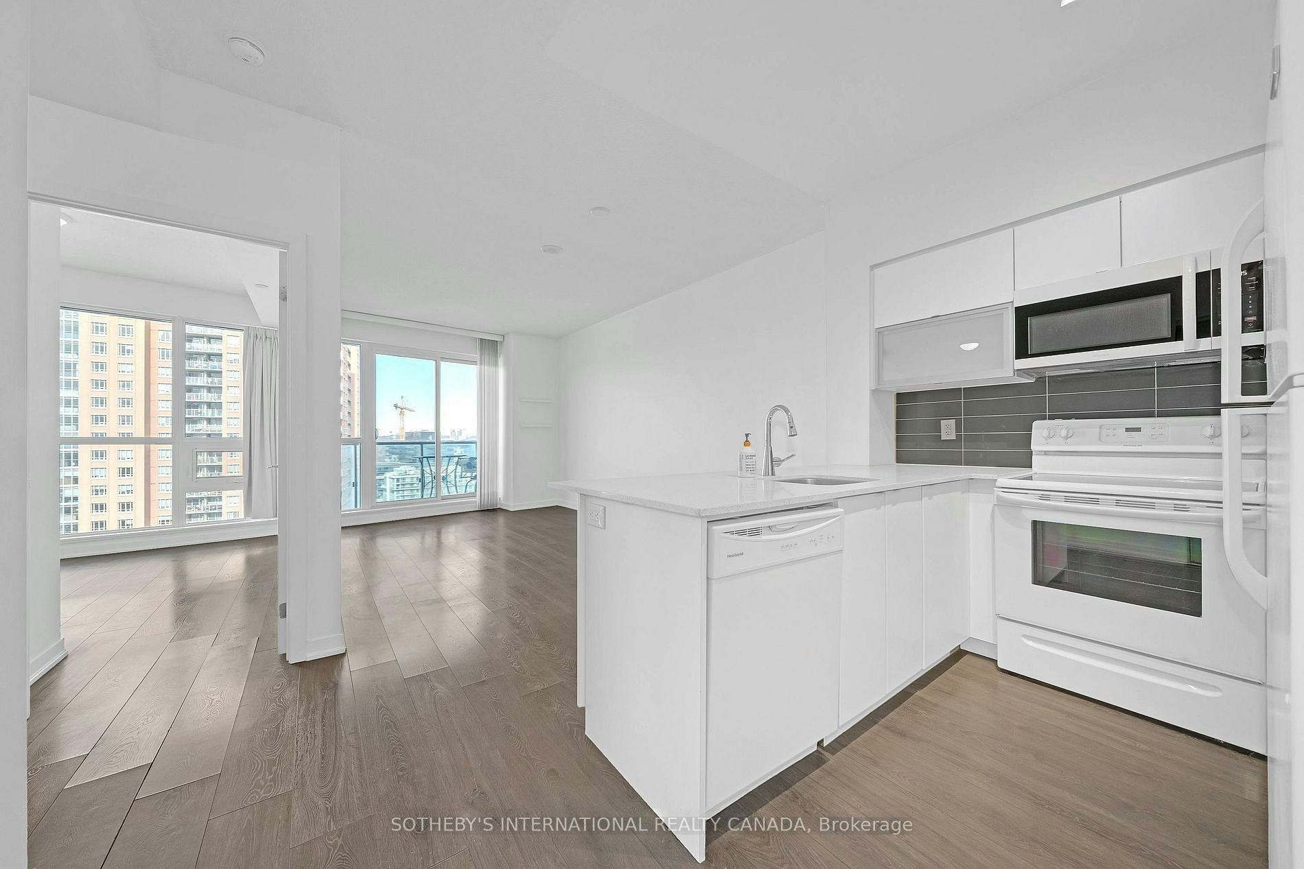 1616-150 East Liberty Street, Toronto, ON, M6K 3R5 - 4